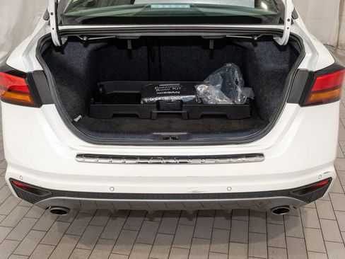 Certified 2021 Nissan Altima 2.5 SR image 5