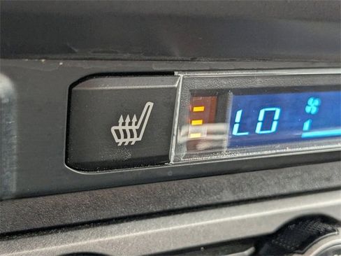 Used 2019 Toyota Tacoma TRD Off-Road image 23