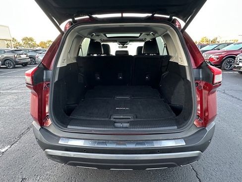 Used 2022 Nissan Rogue SL w/ SL Premium Package image 17