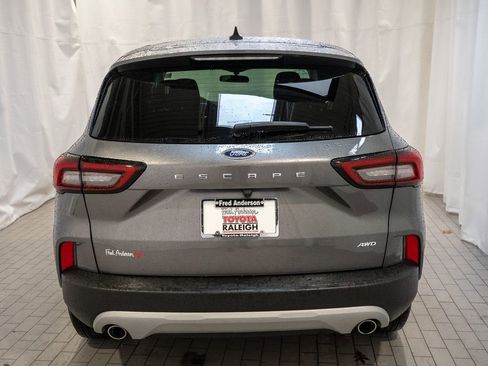 Used 2025 Ford Escape Active image 5