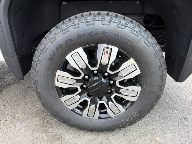 New 2026 GMC Sierra 2500 Denali w/ Denali Reserve Package AWD/4WD image 26