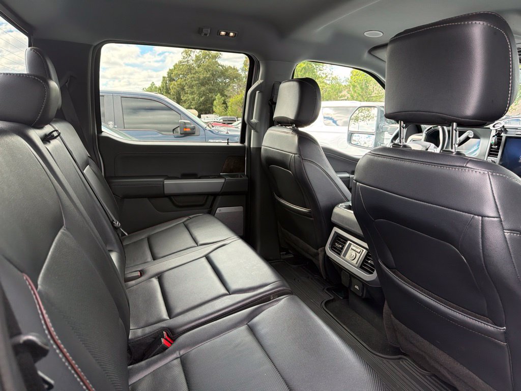 Used 2024 Ford F350 Lariat w/ Lariat Ultimate Package AWD/4WD image 4