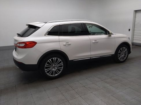 Used 2017 Lincoln MKX Reserve w/ Cargo Utility Package FWD image 10
