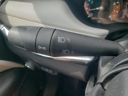 Used 2023 Jeep Compass Limited AWD/4WD image 29