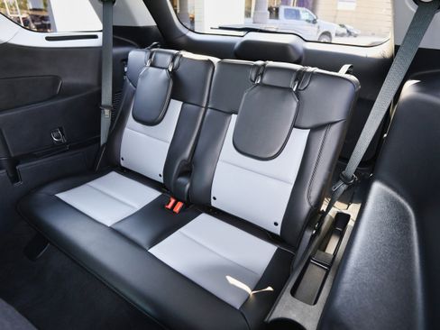 Used 2023 Ford Explorer XLT w/ Equipment Group 202A image 16