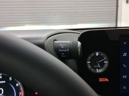 New 2025 Lexus ES 350 w/ Premium Package image 21