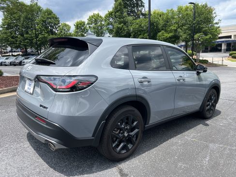 Used 2024 Honda HR-V Sport image 5