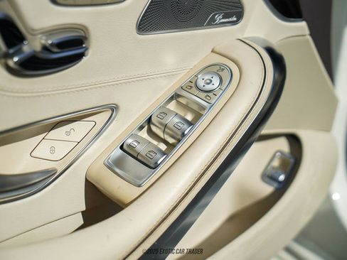 Used 2019 Mercedes-Benz S 560 Cabriolet image 29