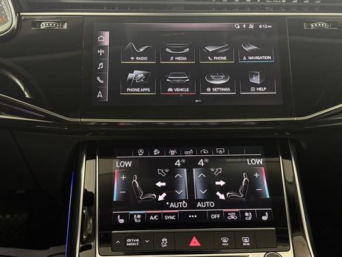 Used 2019 Audi Q8 Premium Plus w/ Premium Plus AWD/4WD image 23