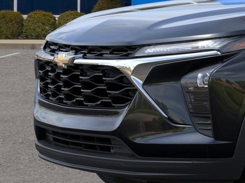 New 2026 Chevrolet Trax LS FWD image 13