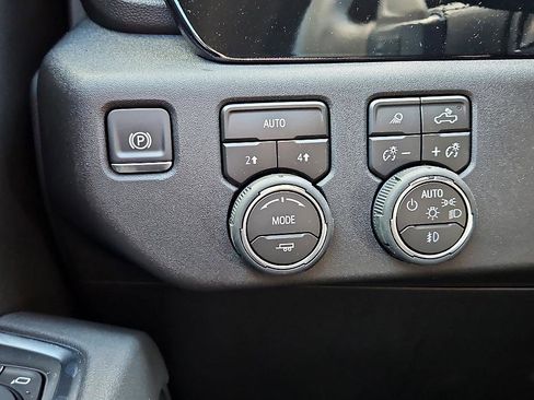 New 2026 Chevrolet Silverado 1500 LTZ image 21