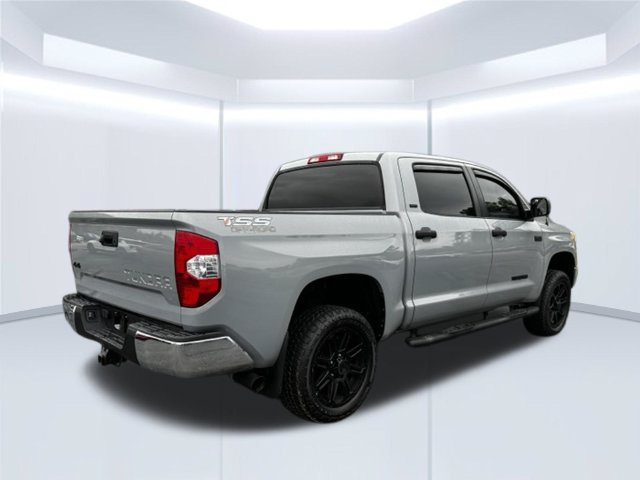 Used 2019 Toyota Tundra SR5 w/ SR5 Upgrade Package AWD/4WD image 11