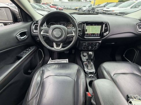 Used 2019 Jeep Compass Limited AWD/4WD image 14