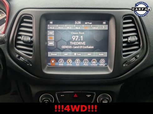 Used 2020 Jeep Compass Trailhawk image 25