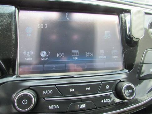 Used 2020 Buick Envision Preferred AWD/4WD image 21