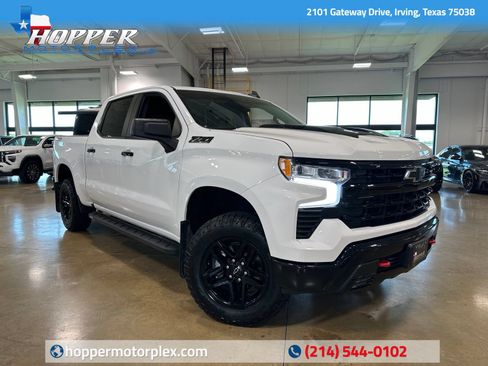 Used 2023 Chevrolet Silverado 1500 LT Trail Boss w/ Protection Package AWD/4WD image 1