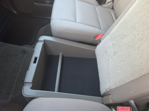 Used 2015 Chevrolet Silverado 2500 LT w/ LT Convenience Package image 23