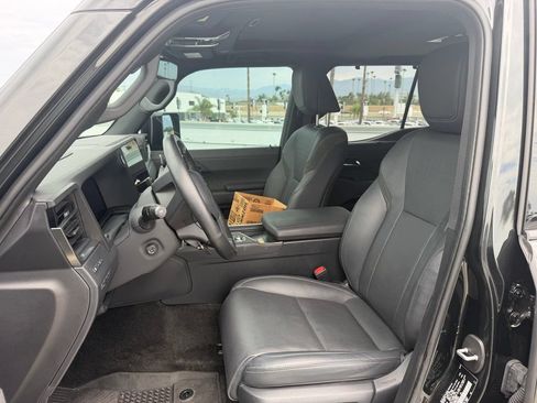 Used 2024 Lexus GX 550 AWD/4WD image 5