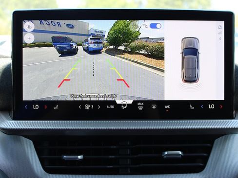 New 2026 Ford Explorer Active RWD image 3