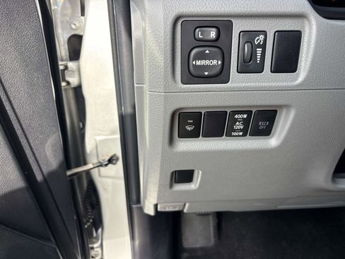 Used 2013 Toyota 4Runner Trail image 14