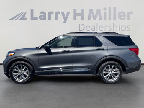 Certified 2023 Ford Explorer XLT w/ Equipment Group 202A RWD image 2