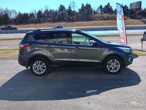 Used 2018 Ford Escape SEL image 6