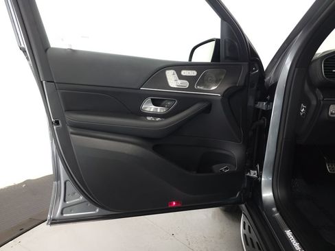 Certified 2026 Mercedes-Benz GLS 450 4MATIC image 5