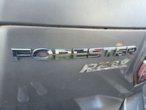 Used 2014 Subaru Forester 2.5i Premium w/ Popular Package #2 image 4