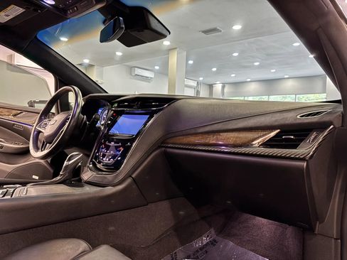 Used 2014 Cadillac ELR w/ Luxury Package FWD image 10