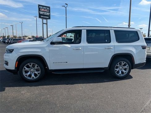 Used 2022 Jeep Wagoneer Series II image 7