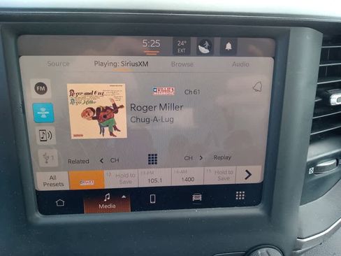 Used 2022 RAM 3500 Tradesman image 27