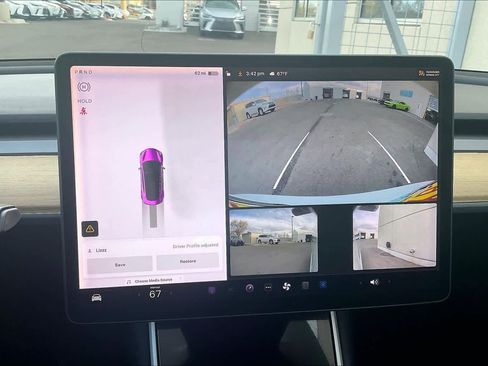 Used 2019 Tesla Model 3 Standard Range image 23