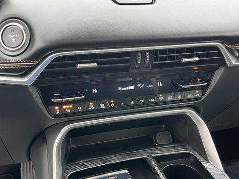 Used 2025 MAZDA CX-90 Plug-In Hybrid w/ Premium Plus image 22