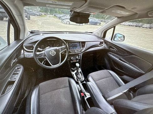 Used 2021 Buick Encore Preferred w/ Safety Package II AWD/4WD image 11