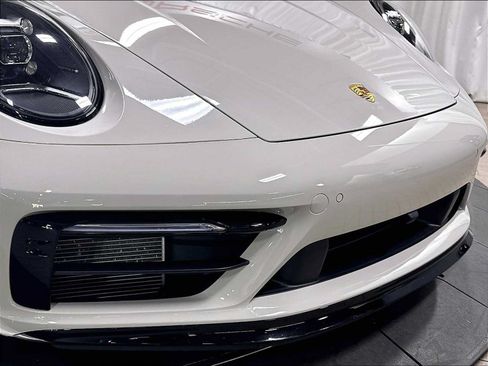 Used 2024 Porsche 911 Carrera T RWD image 31