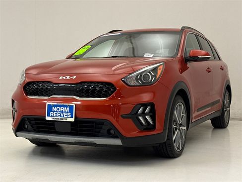 Used 2022 Kia Niro Touring Special Edition image 2