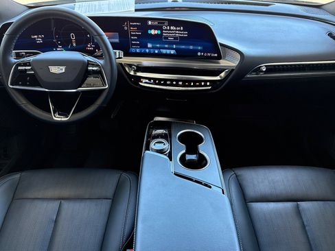 Used 2024 Cadillac Lyriq Luxury RWD image 21