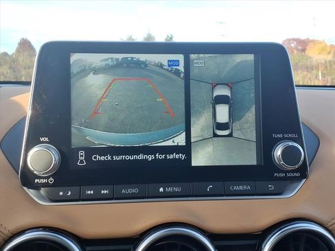 New 2025 Nissan Sentra SV w/ SV Premium Package image 13