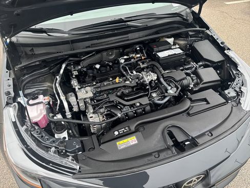 Used 2025 Toyota Corolla LE image 45