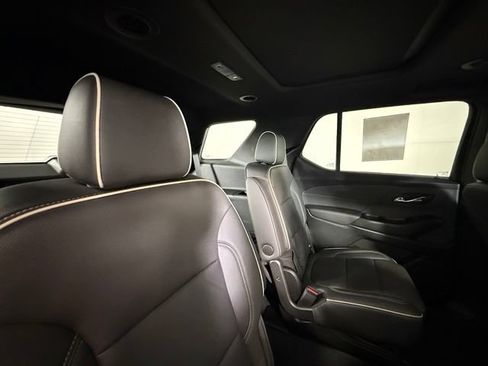 Used 2023 Chevrolet Traverse Premier w/ LPO, Floor Liner Package AWD/4WD image 30