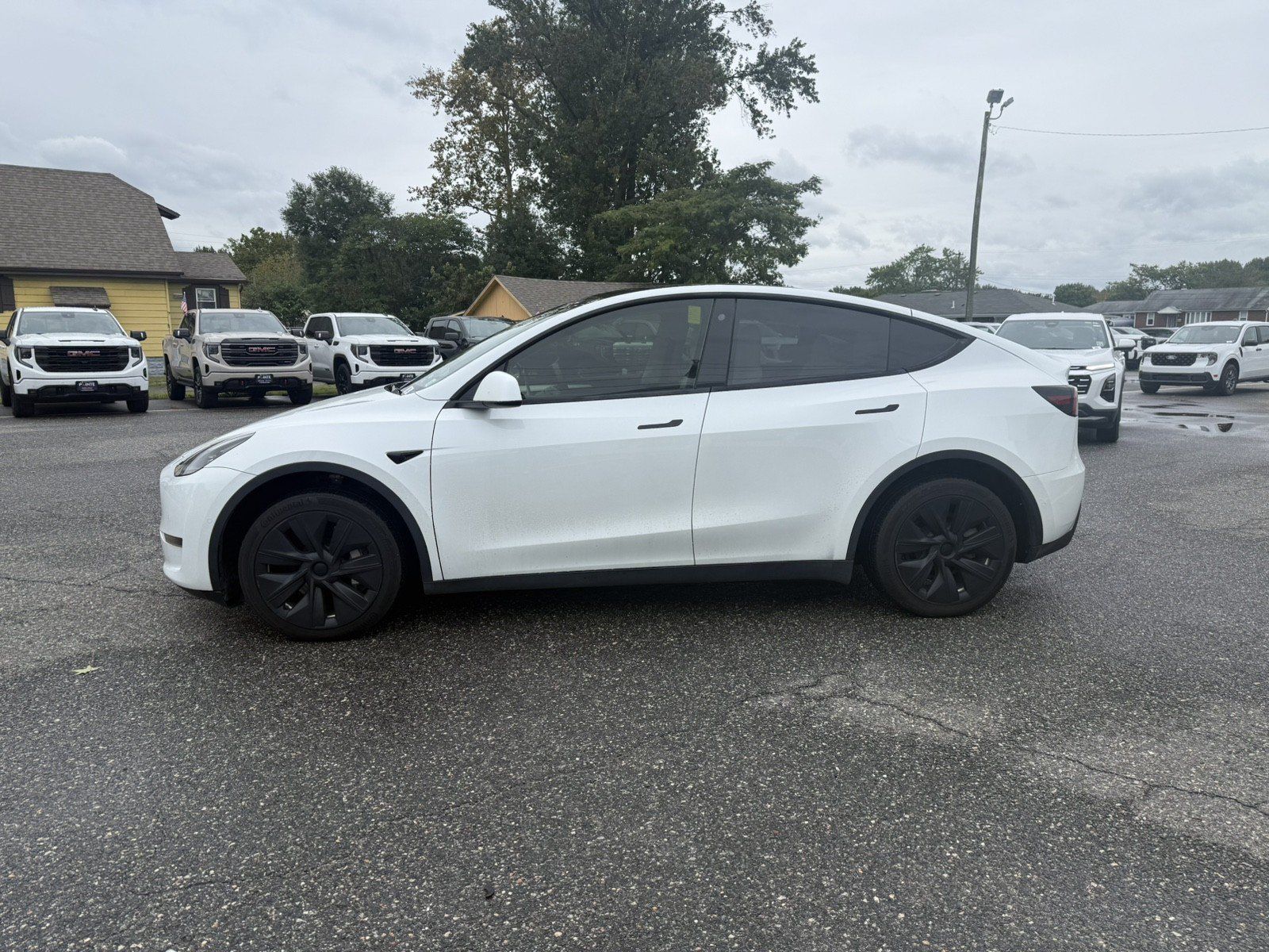 Used 2022 Tesla Model Y Long Range AWD/4WD image 6