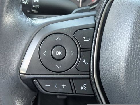 Used 2021 Toyota Camry SE image 23