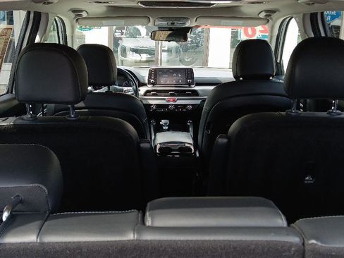 Used 2020 Kia Telluride S image 32