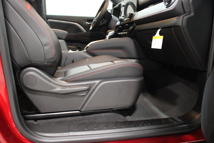 New 2026 Chevrolet Colorado Z71 w/ Technology Package AWD/4WD image 27