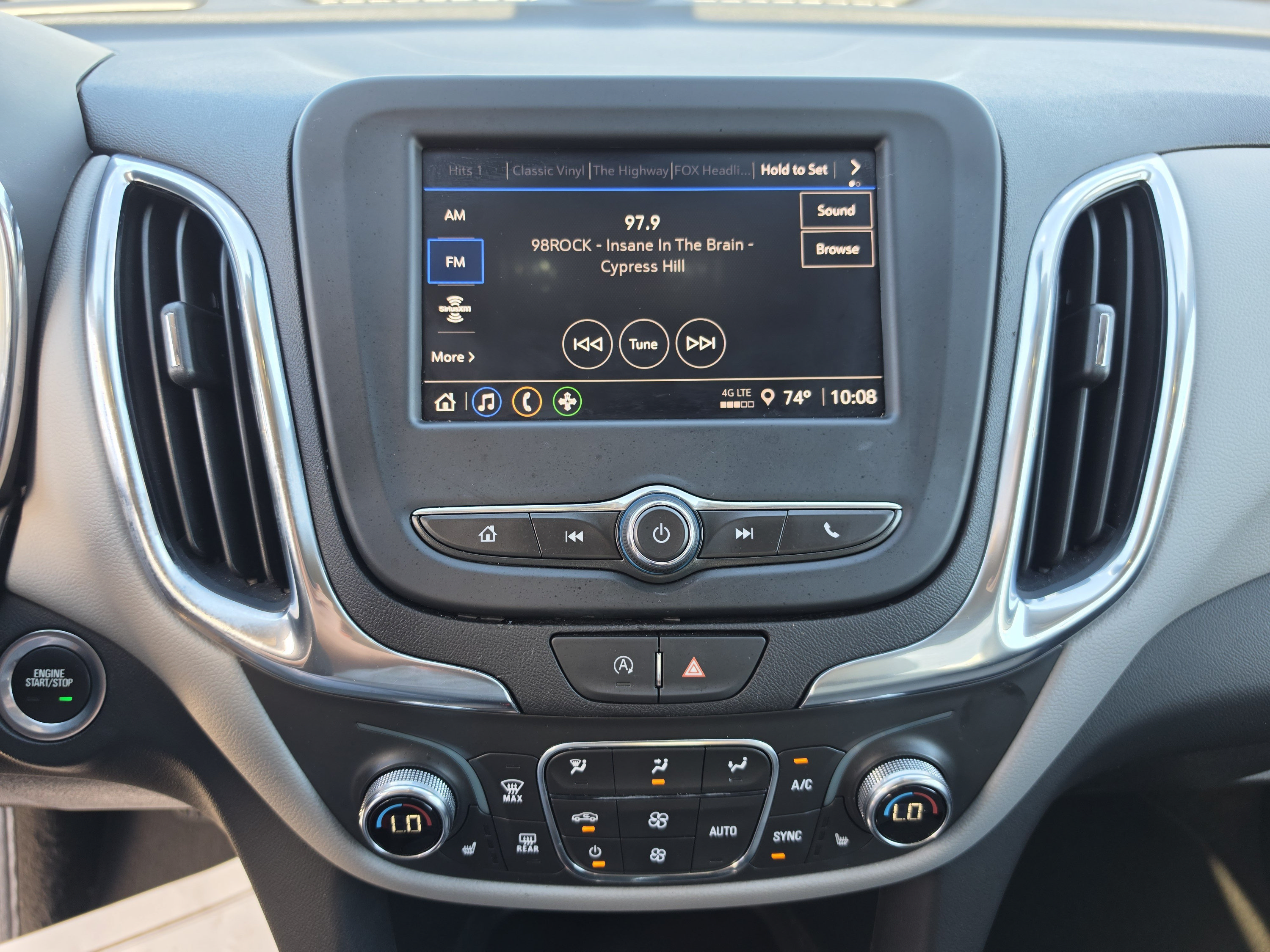 Used 2024 Chevrolet Equinox LT FWD image 27