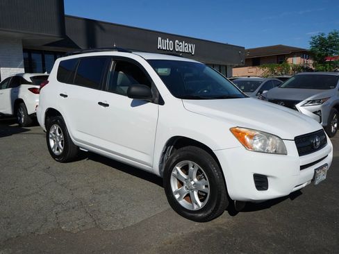 Used 2011 Toyota RAV4 2WD image 4