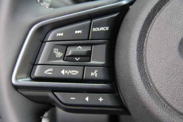 Used 2025 Subaru Forester Limited AWD/4WD image 21