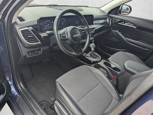 Used 2024 Kia Seltos S FWD image 10