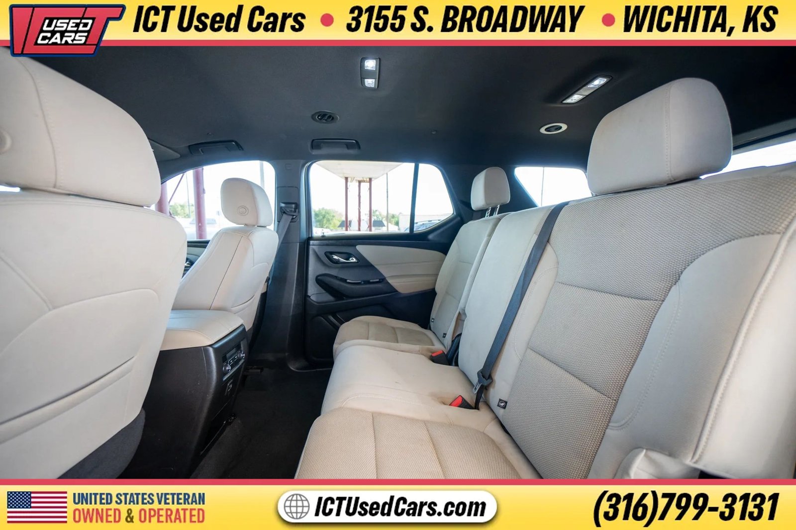 Used 2022 Chevrolet Traverse LS FWD image 23