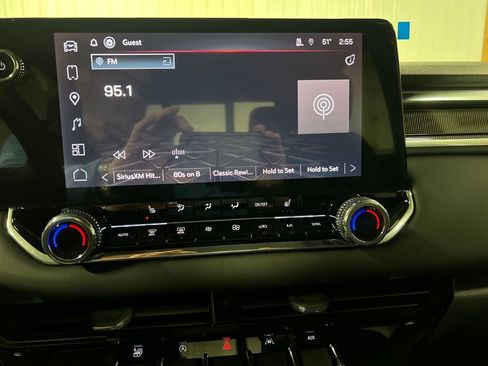 New 2026 GMC Canyon Elevation w/ Convenience Package image 22